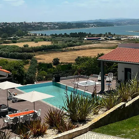 Hillside House Εξοχικό σπίτι *
