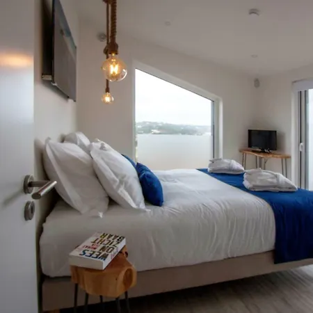 Hillside House & * Foz do Arelho