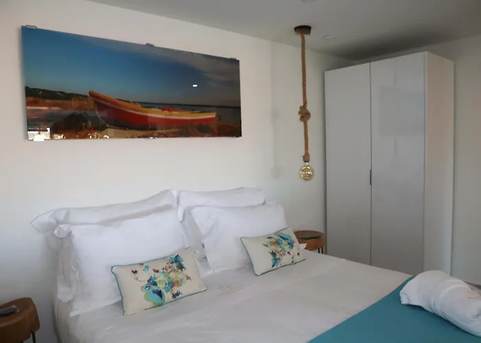 Country house Hillside House &