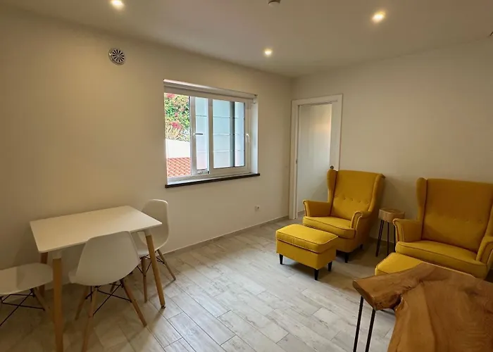 Country house Hillside House &