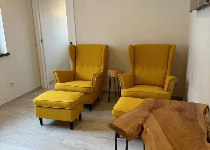 Country house Hillside House & *