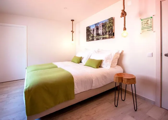 Country house Hillside House &